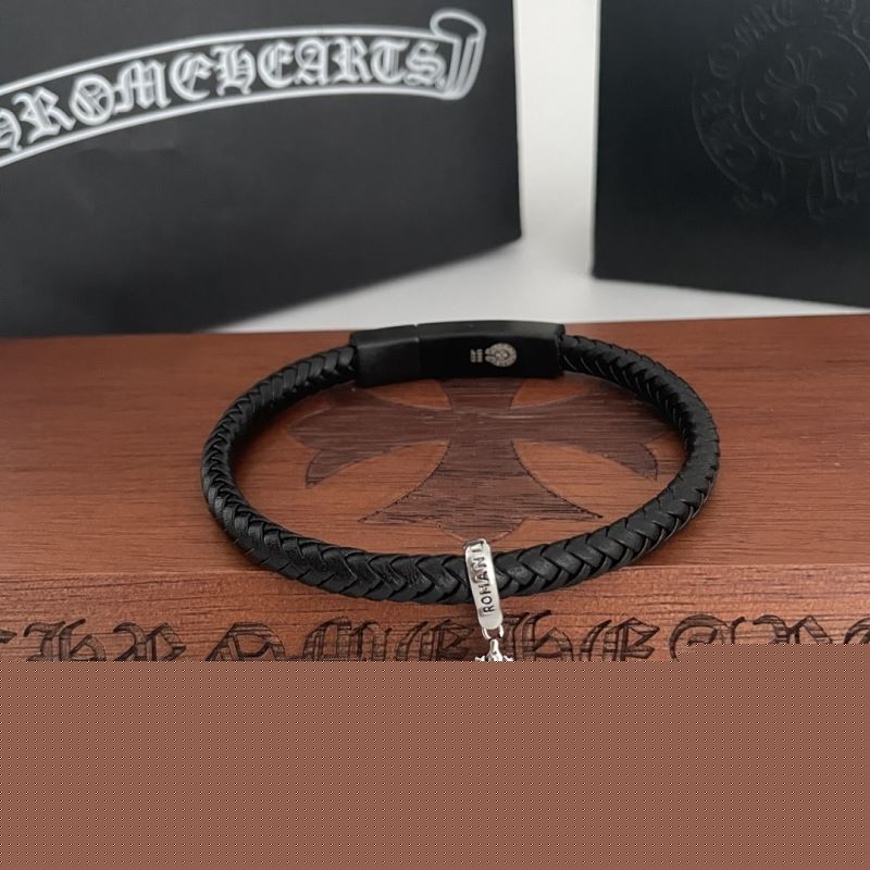 Ch**me He**ts bracelets